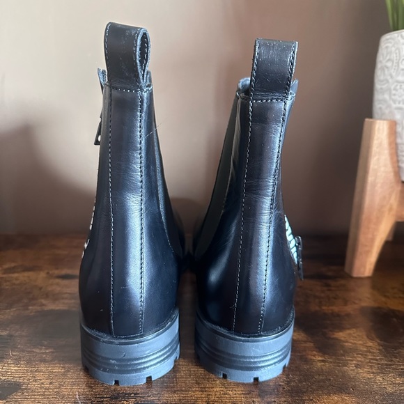 Love moschino logo-tape Chelsea boots-brand new - Picture 7 of 7